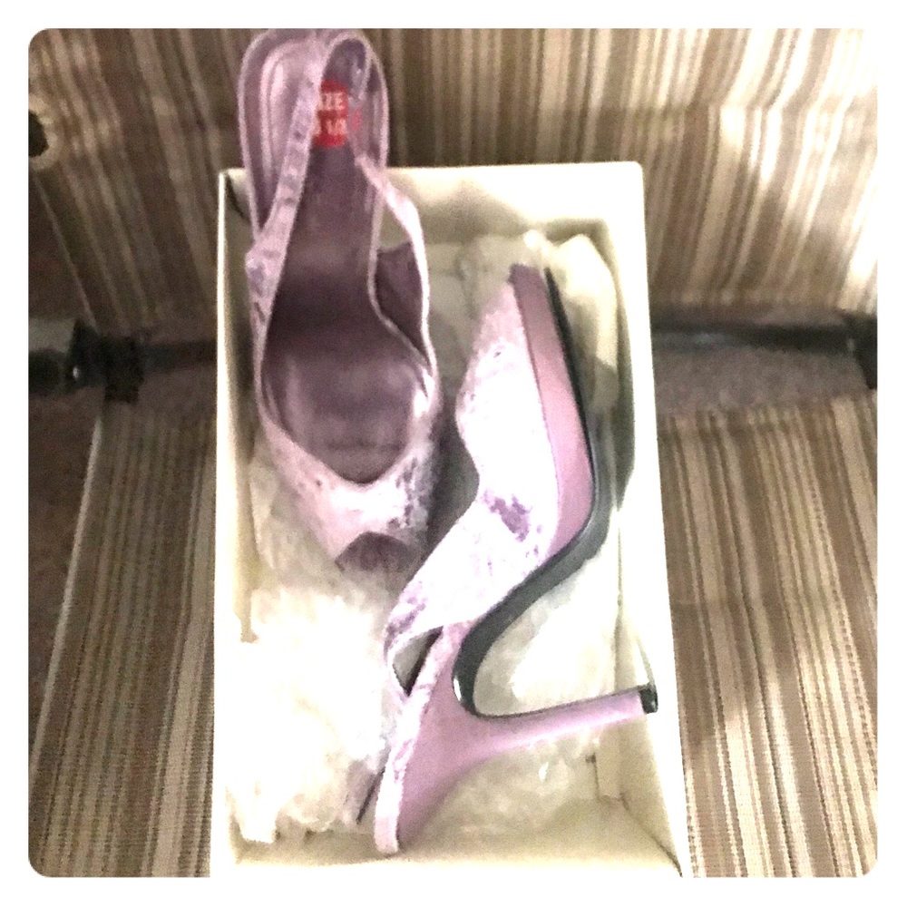 Lavender velvet open toe heel